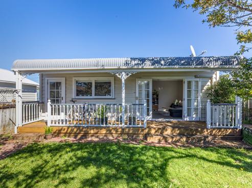 51 Rex Street, Miramar