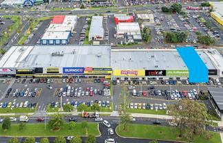 Modern 353m² Large-Format Retail/Showroom