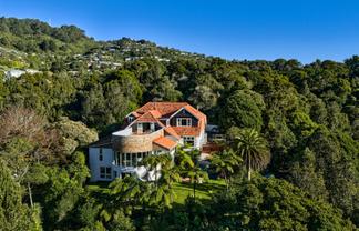 1 Wilton Bush Road, Wilton