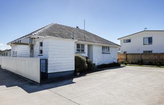 1033 Hood Street, Mayfair