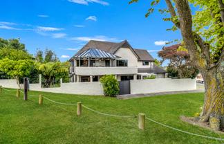 120 Fitzroy Street, Terrace End