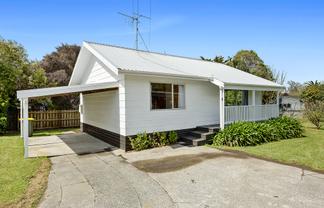 77A Lake Crescent, Hamilton Lake