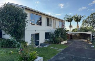 20 Royal Road, Massey