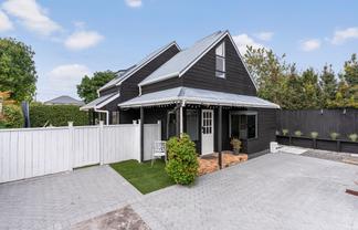 2/2 Lytton Street, Devonport