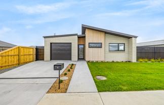 11-17 Greig Crescent - Lifestyle Villas, Amberley