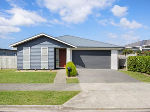 31 Kukuwai Avenue, Red Beach