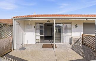 6/461 Main South Road, Hornby