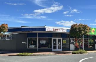 High Profile Corner Retail/Office for Lease