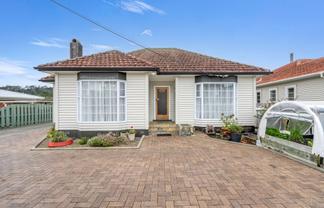 106 Mill Road, Kensington