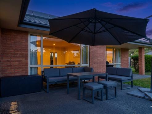 8 Mondrian Lane, Rolleston