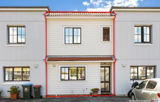 2/1 Harrison Road, Mount Wellington