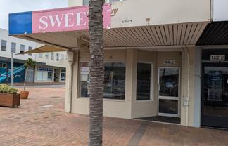 Food Shop - 146-148 Main Street, Upper Hutt