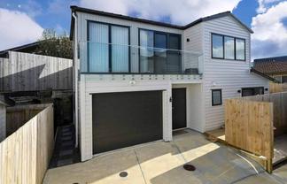 1B Robin Lane, Browns Bay