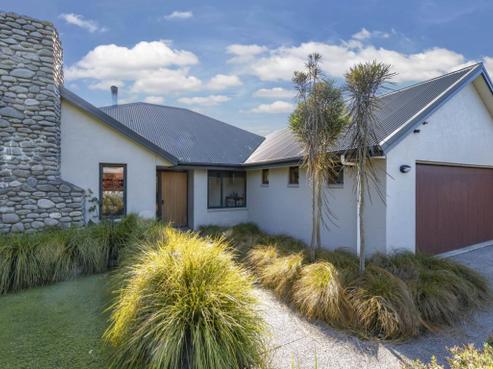 4 The Stables, Woodend