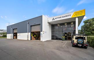 Standalone Building + Yard + Motorway Exposure!