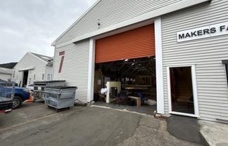 Cost effective Gracefield warehouse and office