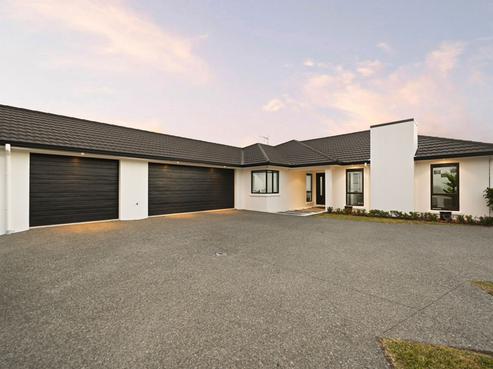 5 Briar Rose Court, Huntington