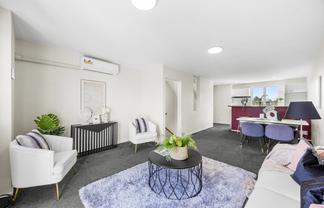 49 Albionvale Road, Glen Eden