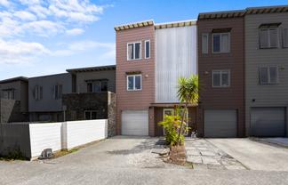 49 Albionvale Road, Glen Eden