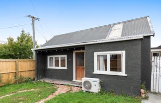 1/106 Huxley Street, Sydenham