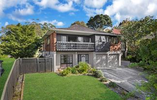 18 Mark Edward Drive, Half Moon Bay
