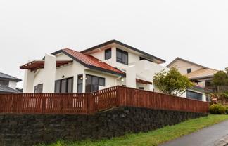 4 White Pine Avenue, Woodridge