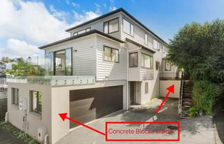 2/11A Parr Terrace, Castor Bay
