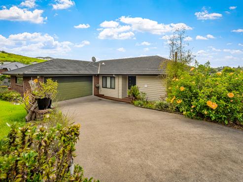 6 Bloomfield Rise, Arkles Bay
