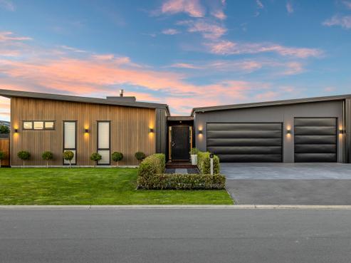 7 Veuve Drive, Lincoln