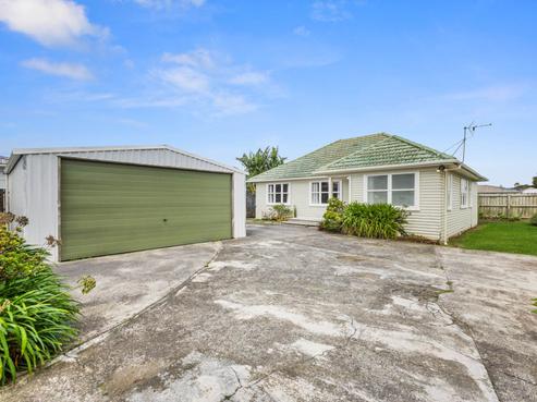 2/174 Russell Road, Manurewa