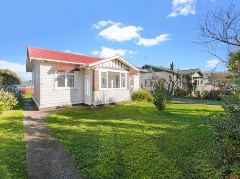 8 Princes Street, Pukekohe