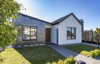 15 Eminence Drive, Northwood