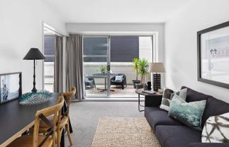 8 Clayton Street, Newmarket