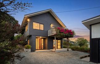 29 Grand View Road, Leigh