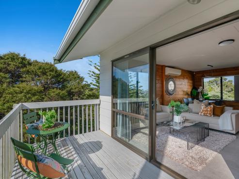 16 Noeleen Street, Glenfield