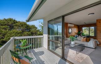 16 Noeleen Street, Glenfield