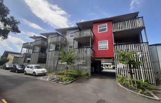 3/221-223 Dairy Flat Highway, Albany