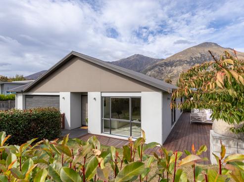 10 Erskine Street, Lake Hayes Estate