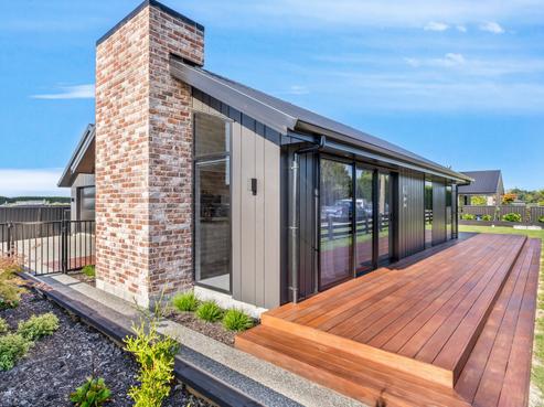 63 Dejoux Road, Winton