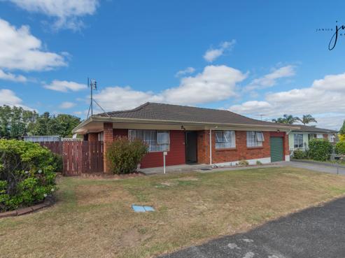 1/39 Ingram Street, Papakura