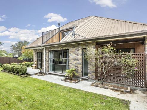 8 Smarts Drive, Leithfield