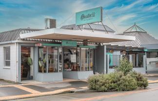 Austin 92 Restaurant