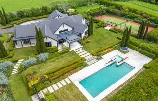 Auckland - Address withheld