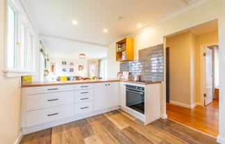 80 Kent Street, Marchwiel