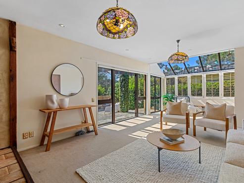 4 Saddleback Rise, Murrays Bay