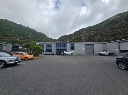 9/4 Glover Street, Ngauranga