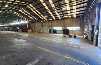 Affordable Sockburn Warehouse