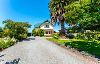 168 North Street, West End