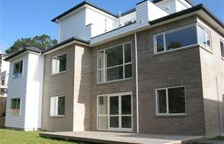 32 Bur Oak Terrace, Albany