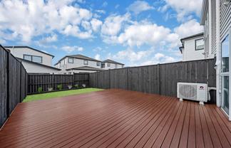 7 Freshland Drive, Flat Bush